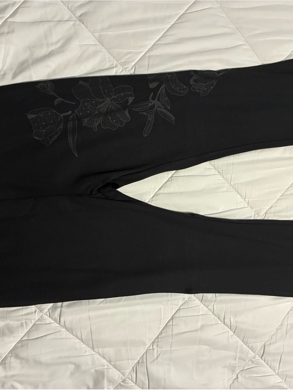 Desigual Black Leggings with Subtle Floral Motif